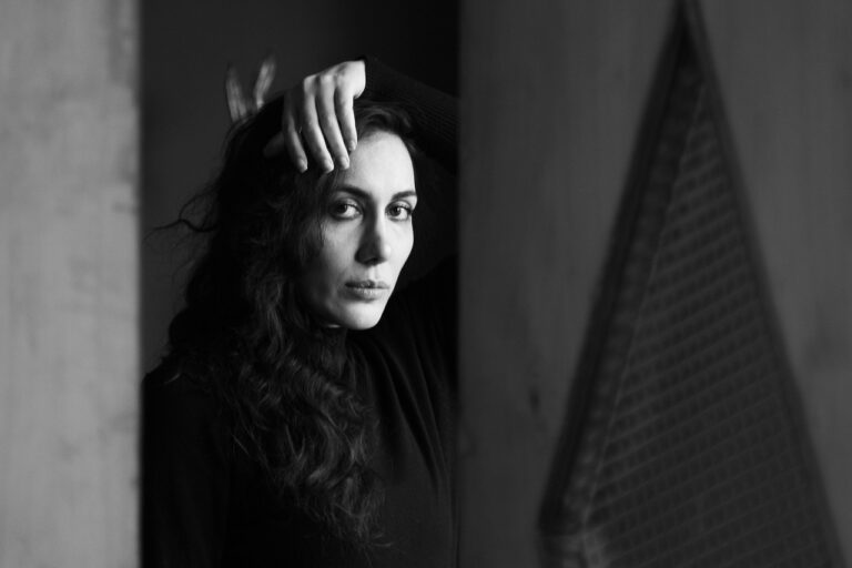 Fashion and Social Media: Building an Authentic Presence